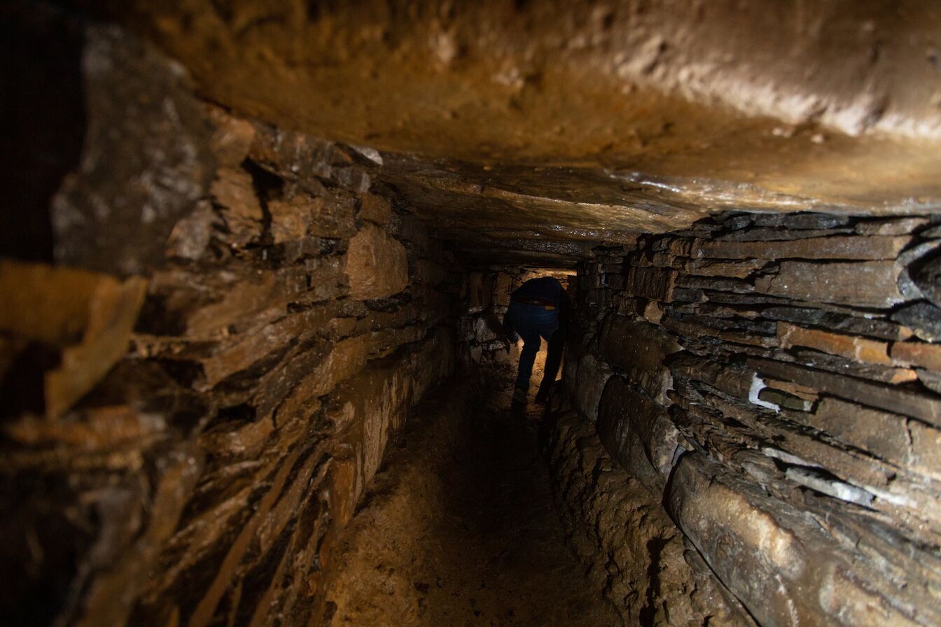 The entrance chamber at Grain Earth House