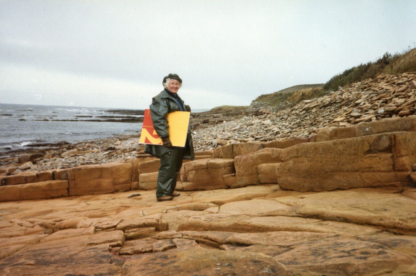 Wilhelmina Barns-Graham sketching outside in Orkney (photo Rowan James)