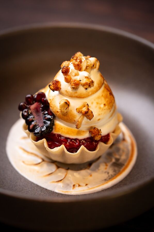 Gary's rhubarb tartlet, toasted vanilla marshmallow fluff and crispy crumble topping.