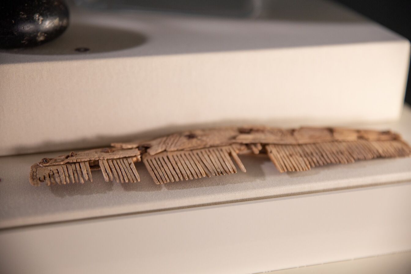 Whalebone comb, Orkney Museum, Kirkwall