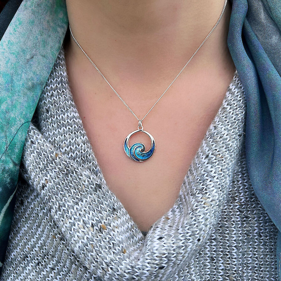 Pentland Enamel Pendant Necklace in Sterling Silver