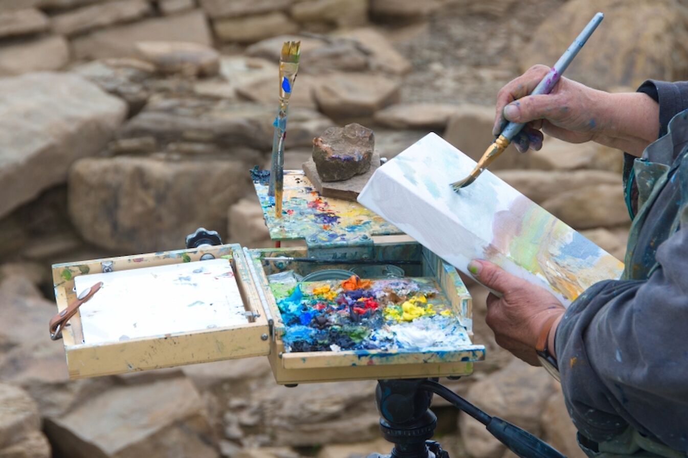 Using oil paints that withstand the Orkney weather for plein aire.