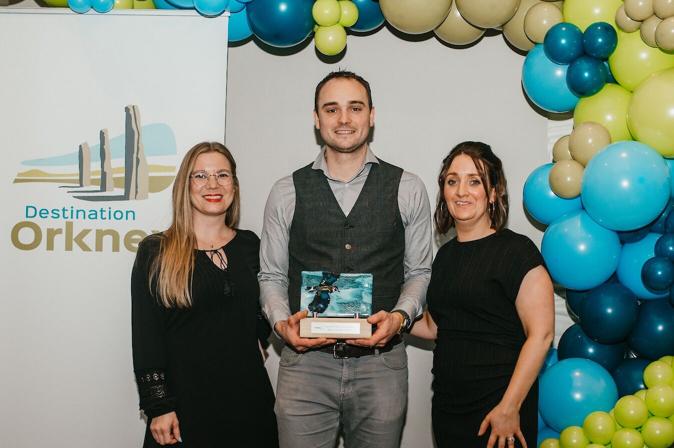 Nicky and Kirsten Bichan, Orkney Tourism Awards 2024 - image by Kirstin Shearer Photography