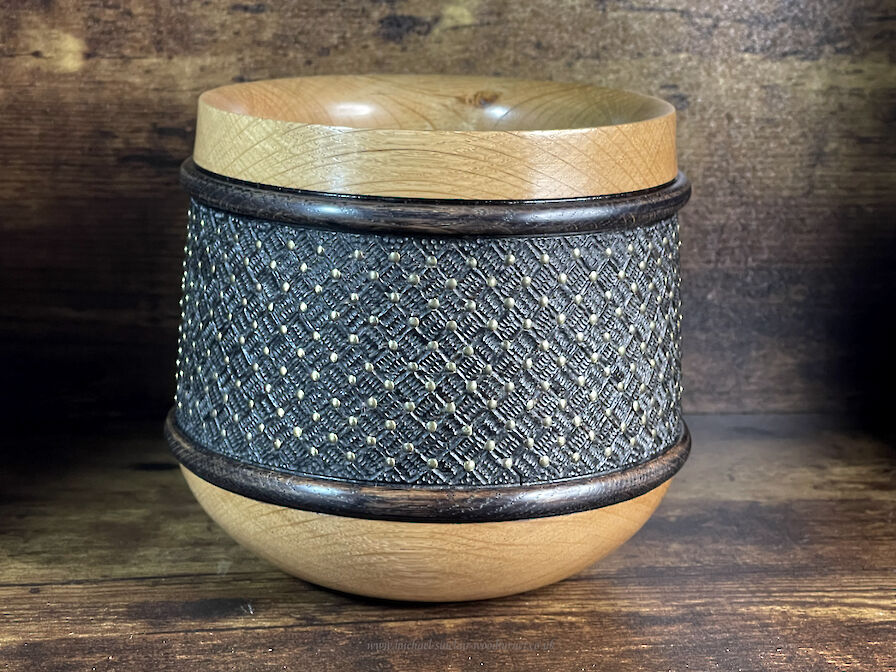 SCOTTISH OAK bowl. Protection XVII.