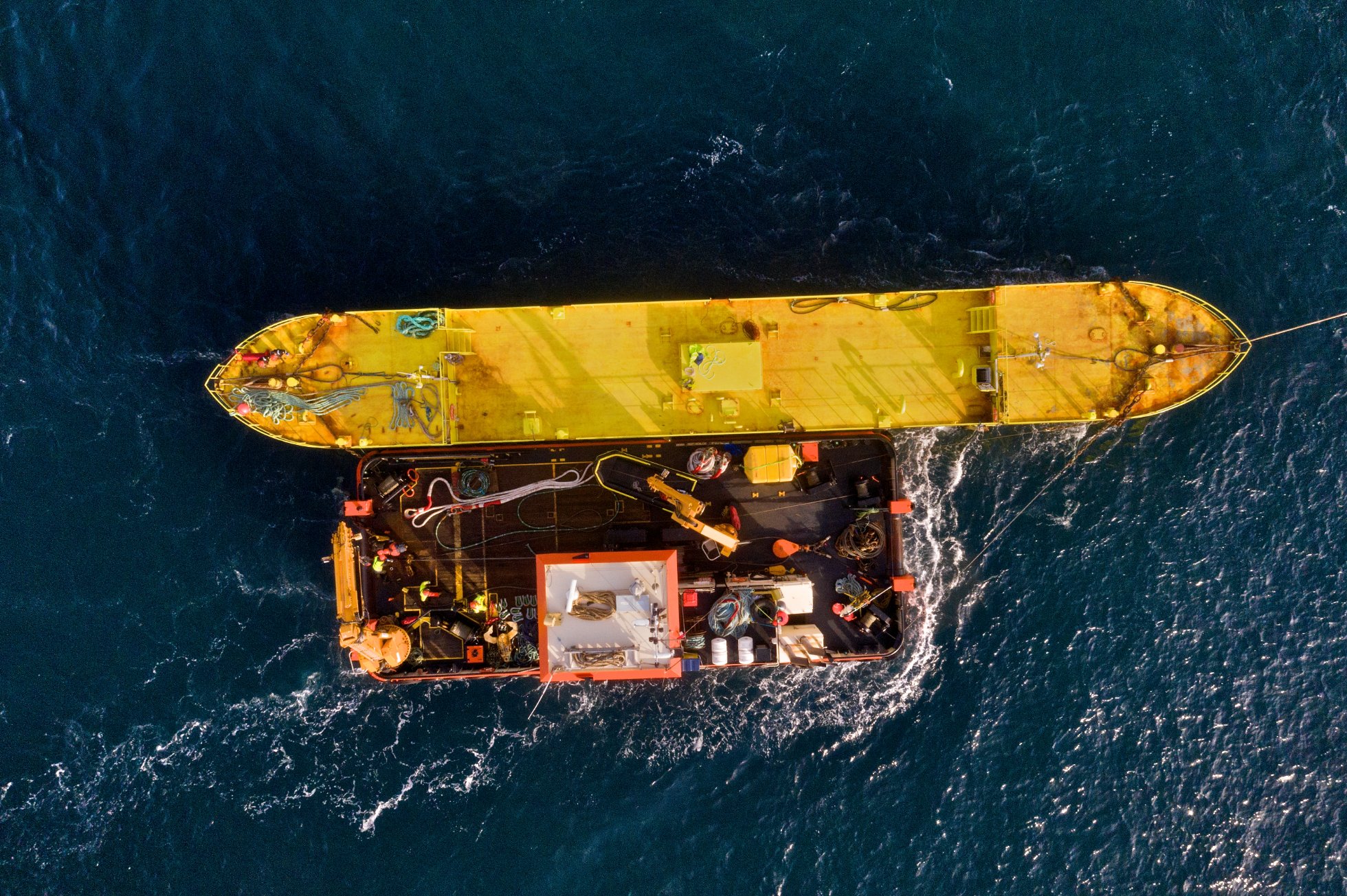 Installation work underway - image © Colin Keldie, courtesy Ocean_2G